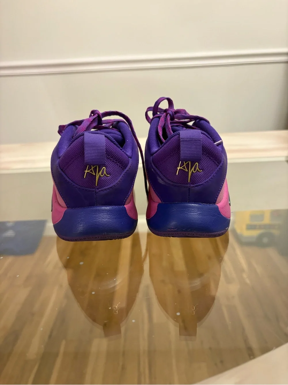 Nike Kobe HF7001-500 Basketball Shoes Unisex Kids 3Y Purple Pink Gold Low Top